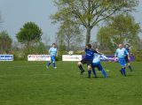 S.K.N.W.K. 3 - FC De Westhoek '20 4 (comp.) seizoen 2021-2022 (83/108)